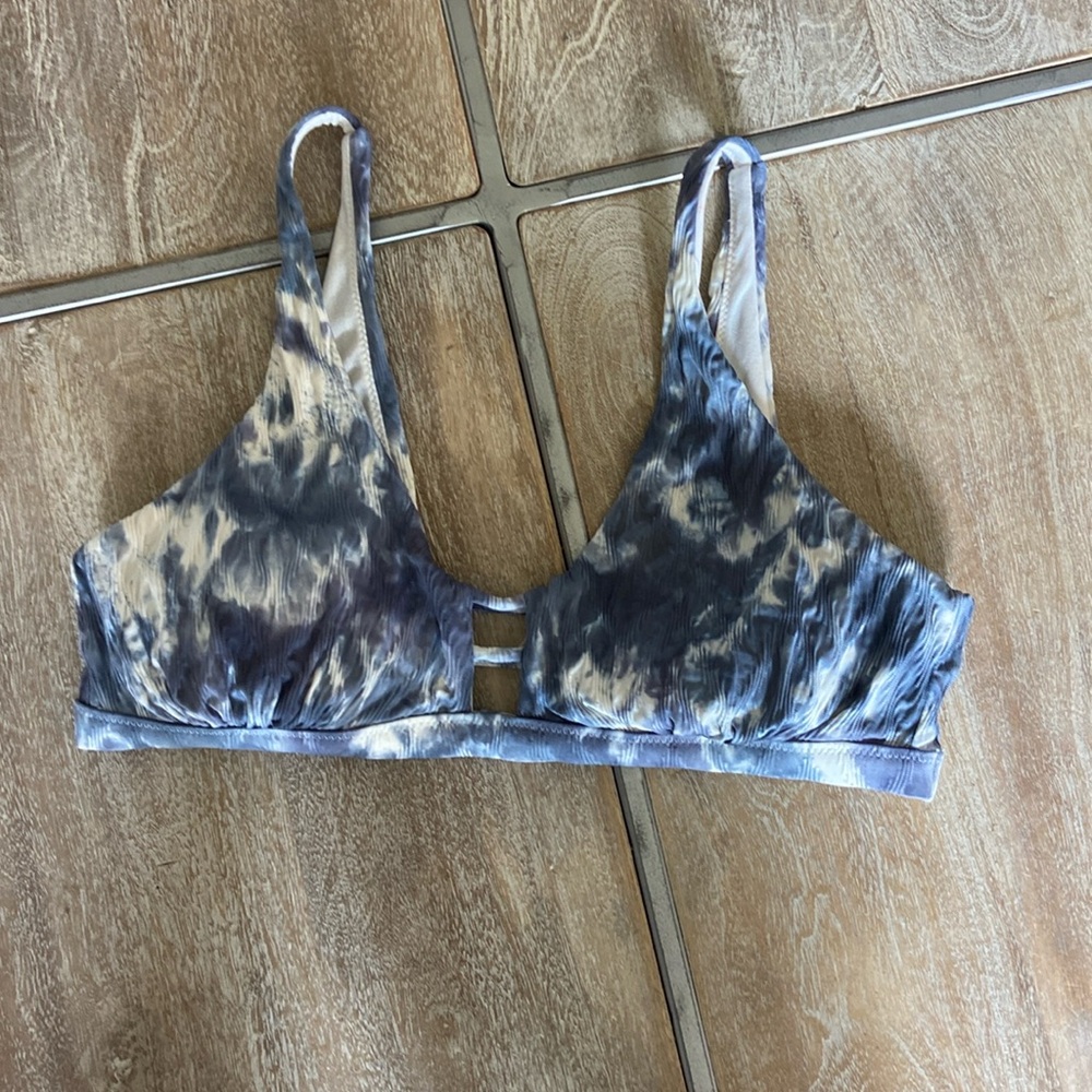 Athleta Tie-Dye Bralette - Blue and Cream